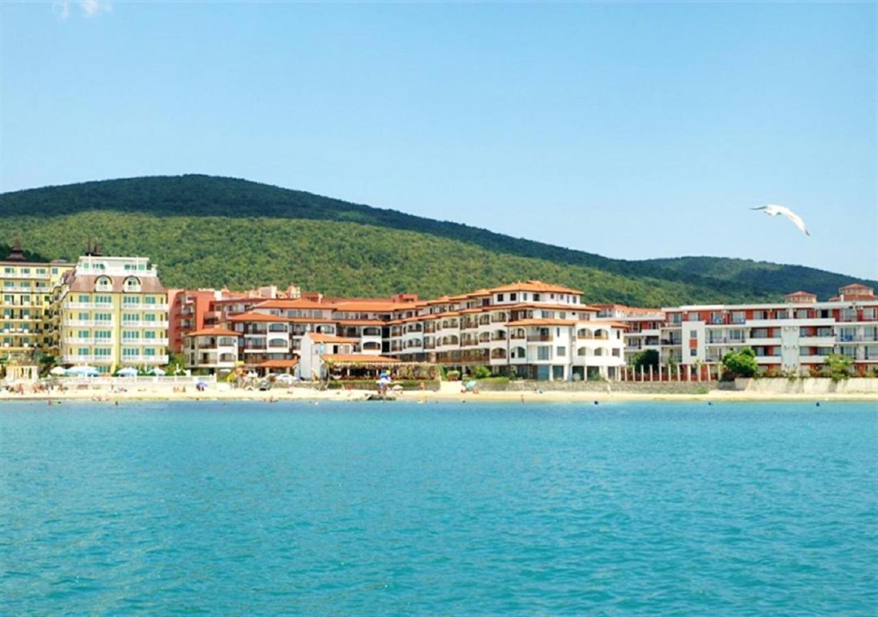 Robinson Beach Apartments النايت المظهر الخارجي الصورة