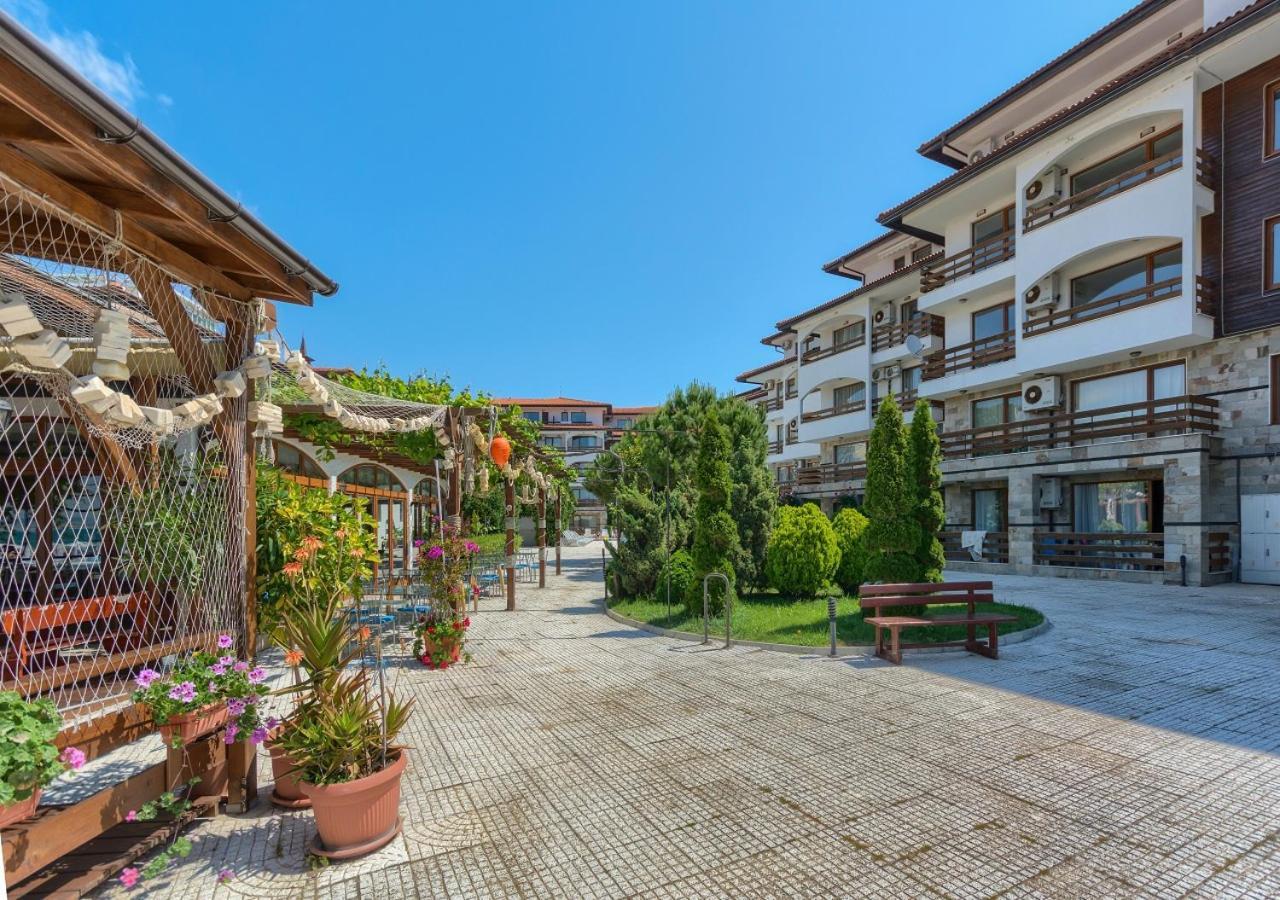 Robinson Beach Apartments النايت المظهر الخارجي الصورة
