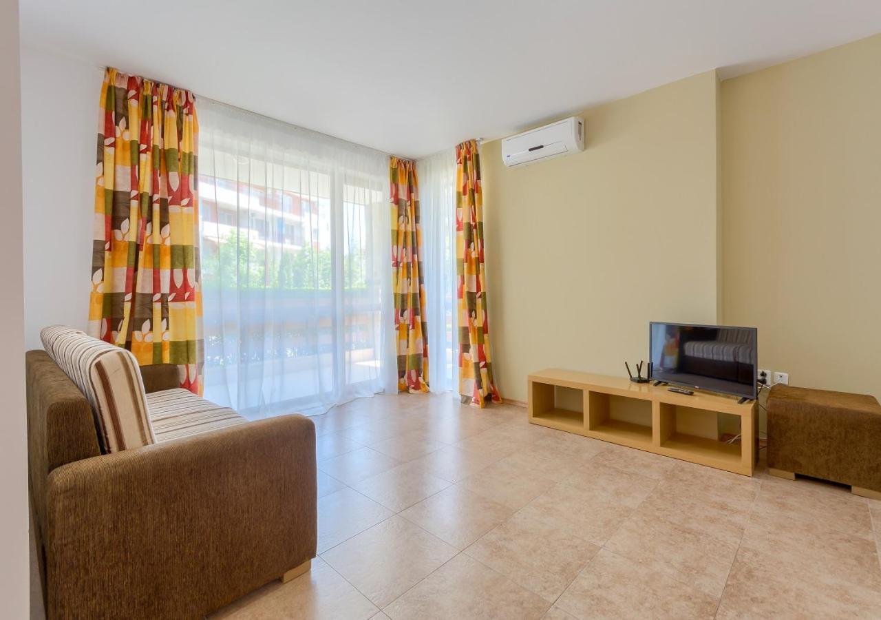 Robinson Beach Apartments النايت المظهر الخارجي الصورة