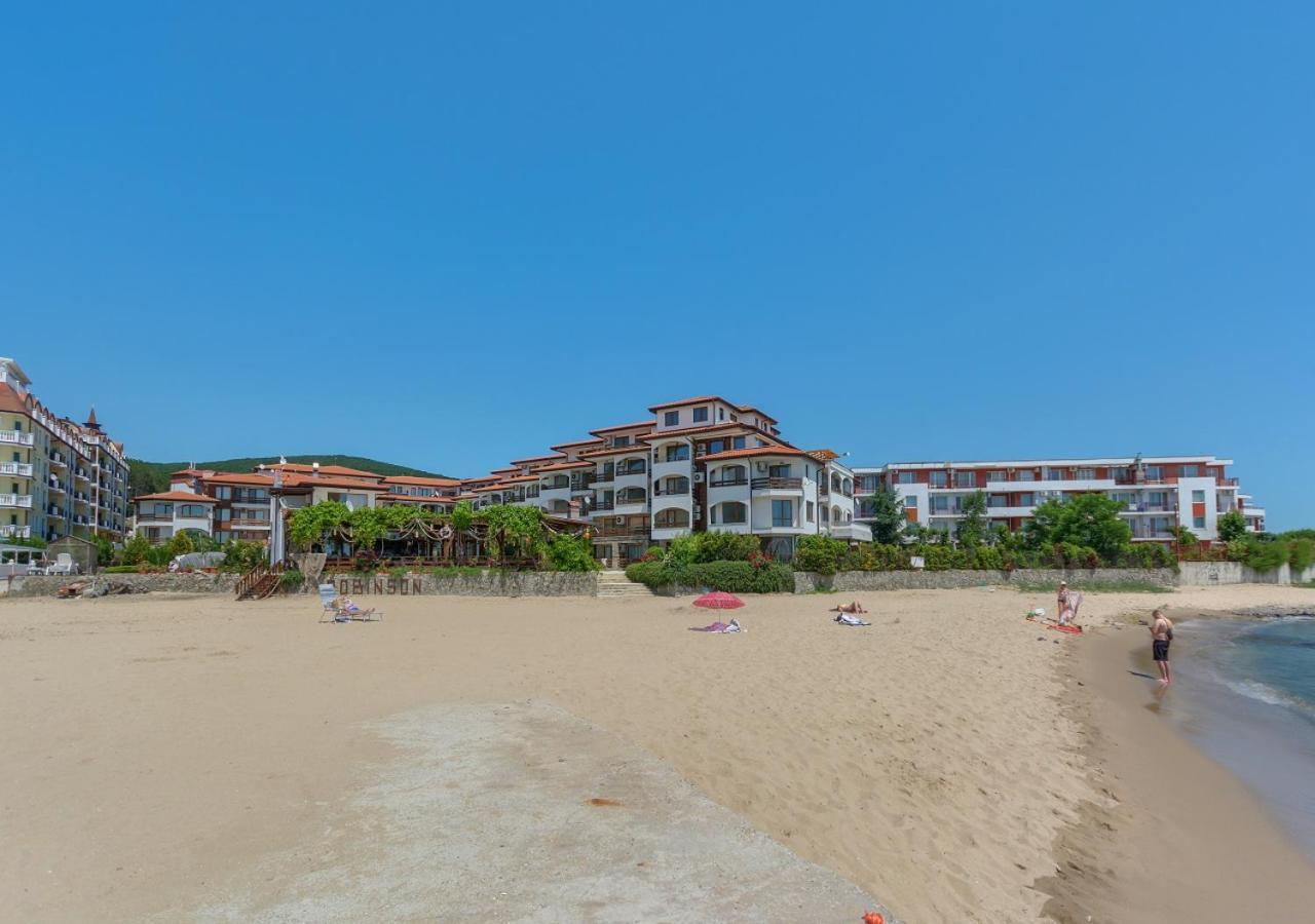 Robinson Beach Apartments النايت المظهر الخارجي الصورة
