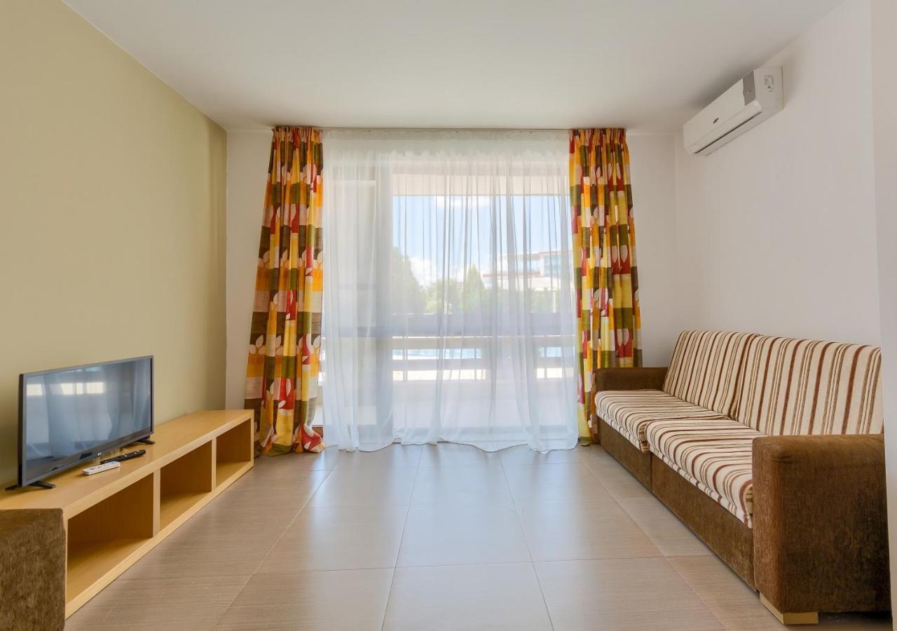 Robinson Beach Apartments النايت المظهر الخارجي الصورة