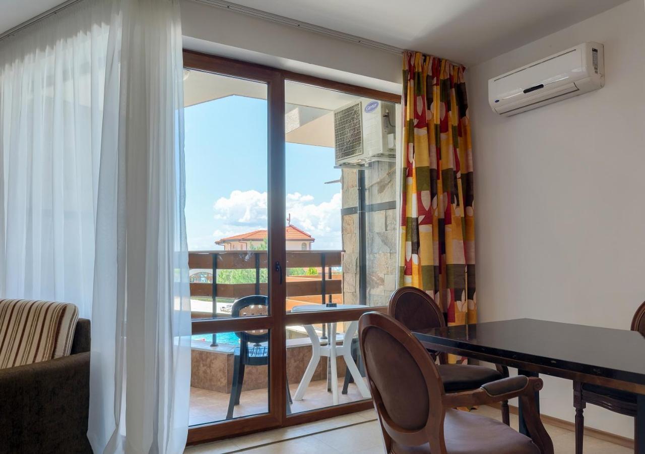 Robinson Beach Apartments النايت المظهر الخارجي الصورة