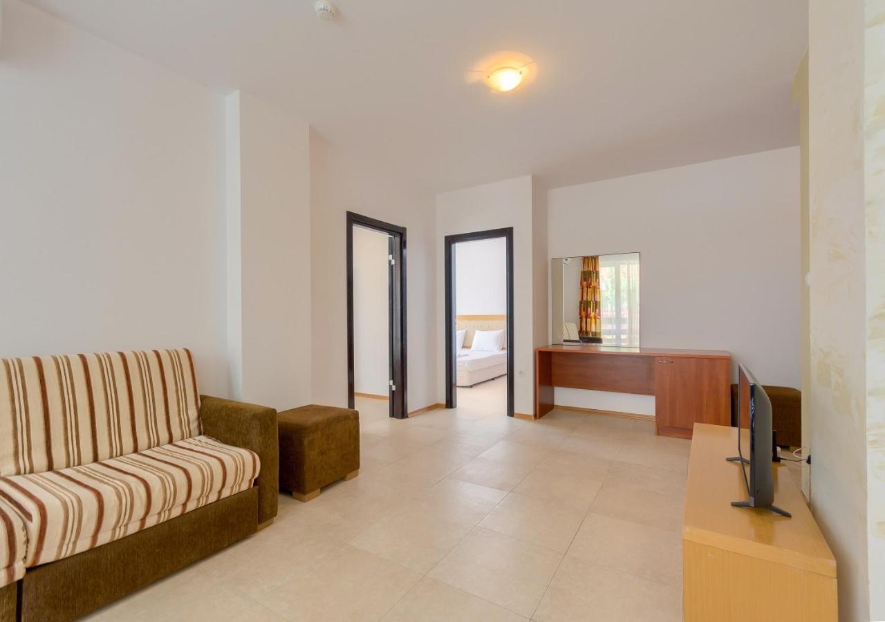 Robinson Beach Apartments النايت المظهر الخارجي الصورة