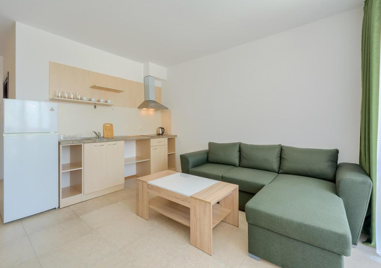Robinson Beach Apartments النايت المظهر الخارجي الصورة