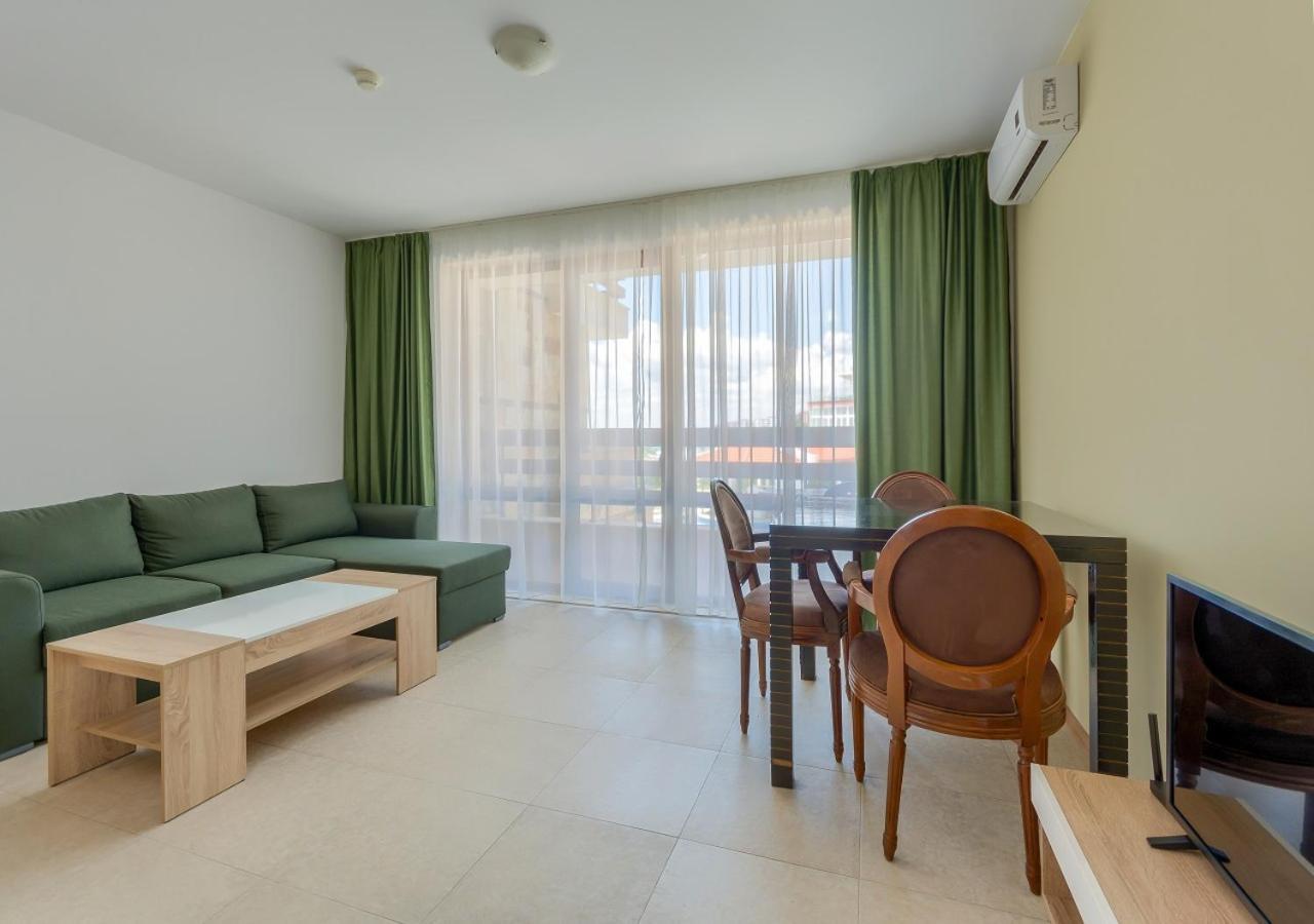 Robinson Beach Apartments النايت المظهر الخارجي الصورة