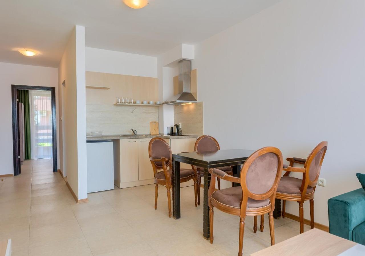 Robinson Beach Apartments النايت المظهر الخارجي الصورة