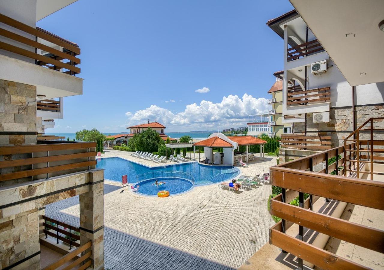 Robinson Beach Apartments النايت المظهر الخارجي الصورة