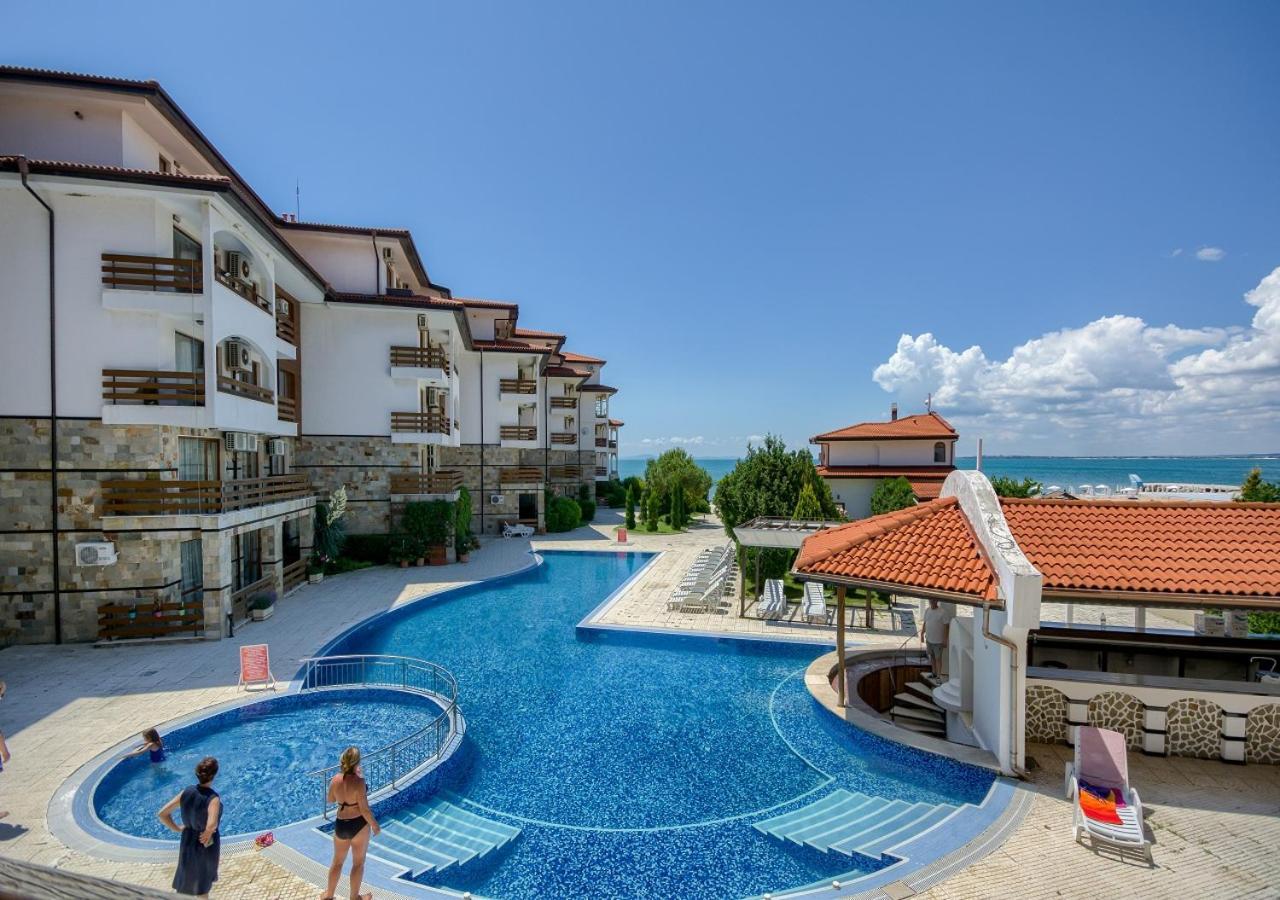 Robinson Beach Apartments النايت المظهر الخارجي الصورة